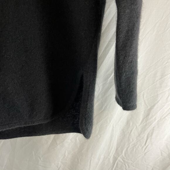 TSE for Neiman Marcus Recycled Cashmere Dark Gray Dolman Sweater Small V-Neck - Picture 4 of 7